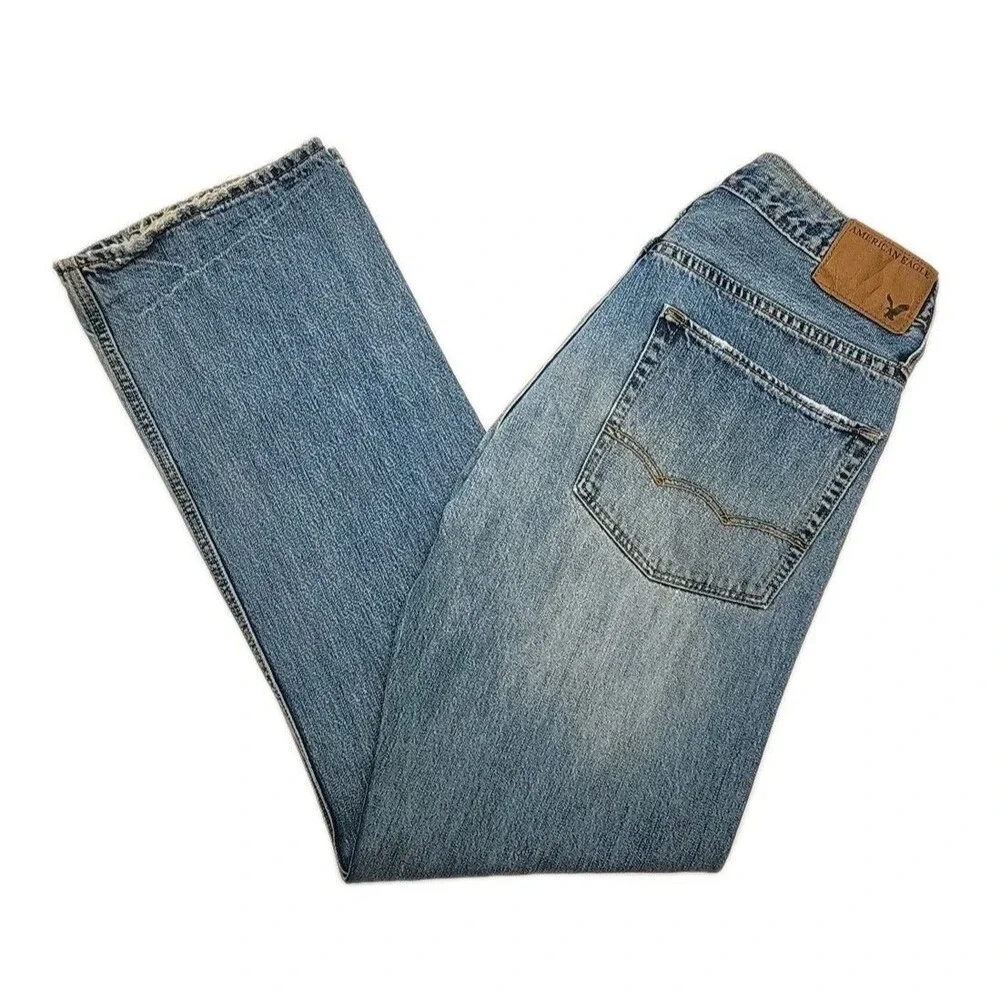 American Eagle Jeans Relaxed Men Sz 31 x 32 Cotton Light Wash Distressed Pants